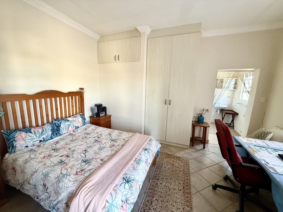8 Bedroom Property for Sale in Long Acres Country Estate Western Cape